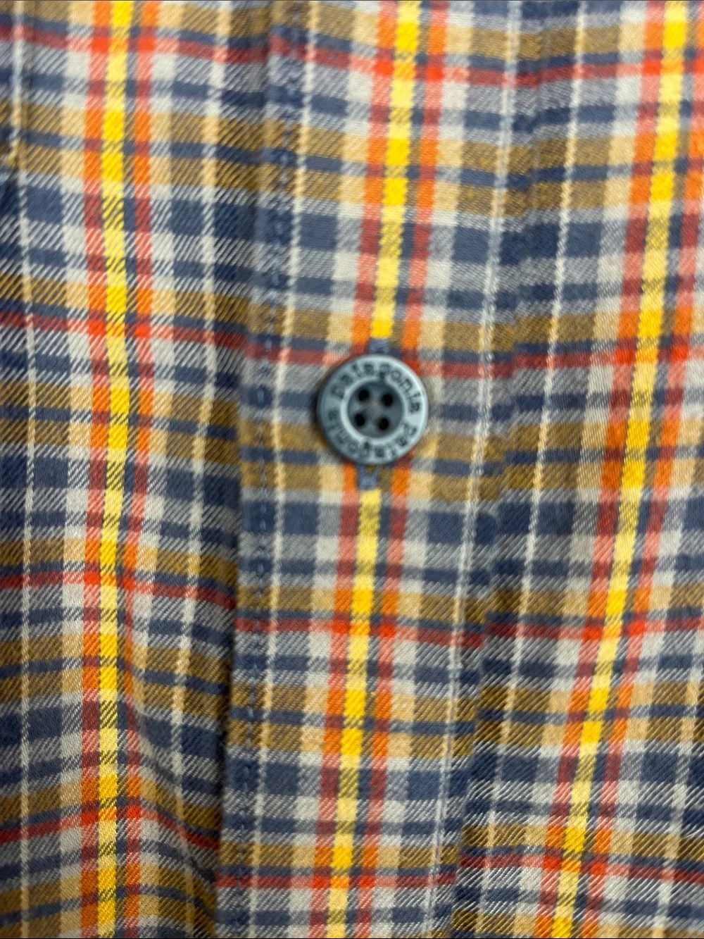 Patagonia Organic Pima Cotton Long-Sleeve Plaid Button-Down Shirt Men's Small